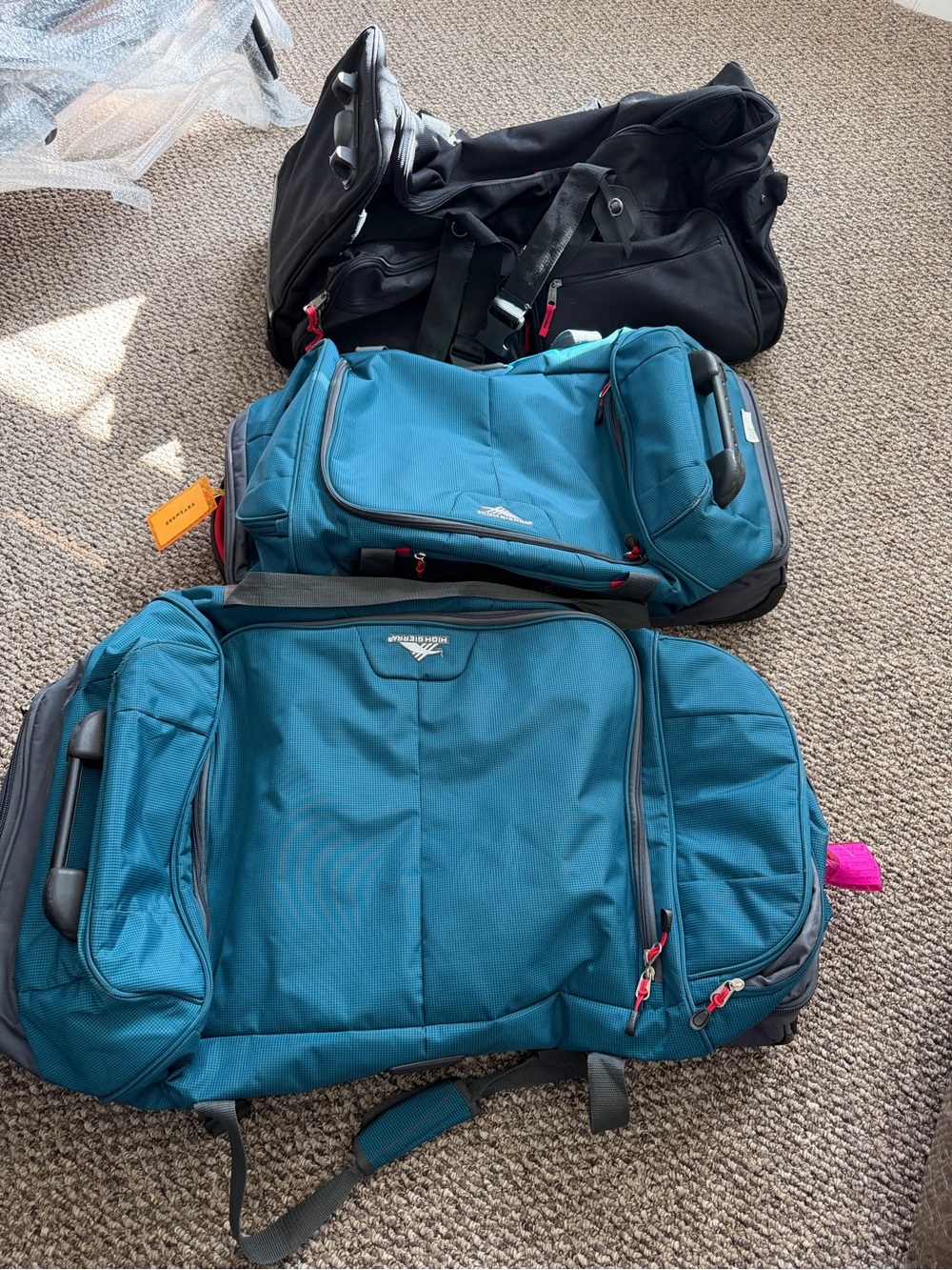 Teal Men’s Travel Duffel Bag - Teal